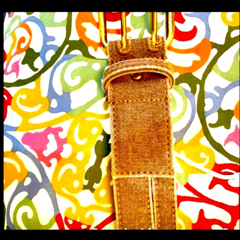 New in dust bag Stella McCartney leather belt Italy. Gorgeous style/high quality
